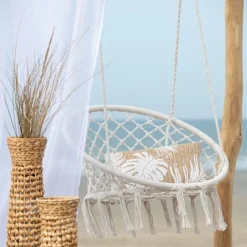 Balancelle suspendue en macramé bohème chic