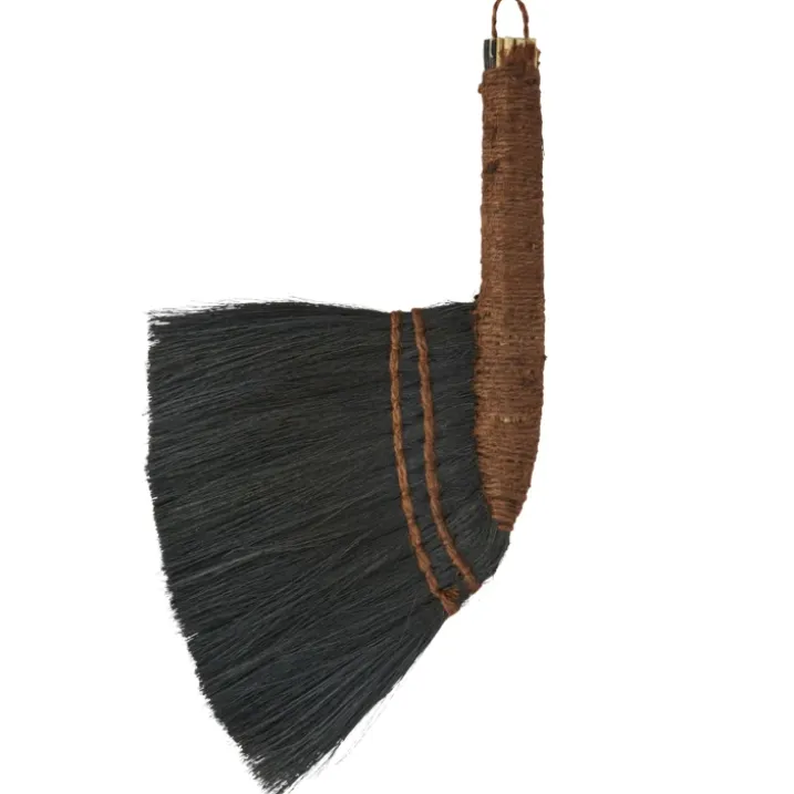 Balayette en jonc de mer avec lien en jute
