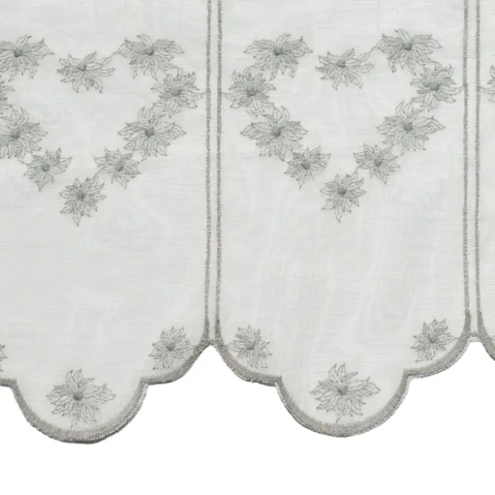 Brise-bise brodé à motifs cœurs