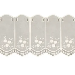 Brise-bise brodé à motifs floraux