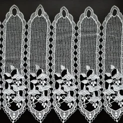 Brise bise en macramé esprit fleuri