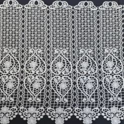 Brise bise uni en macramé fleuri