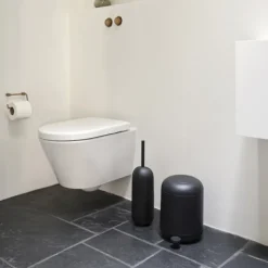 Brosse WC design
