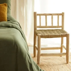 Chaise en bois de laurier et doum