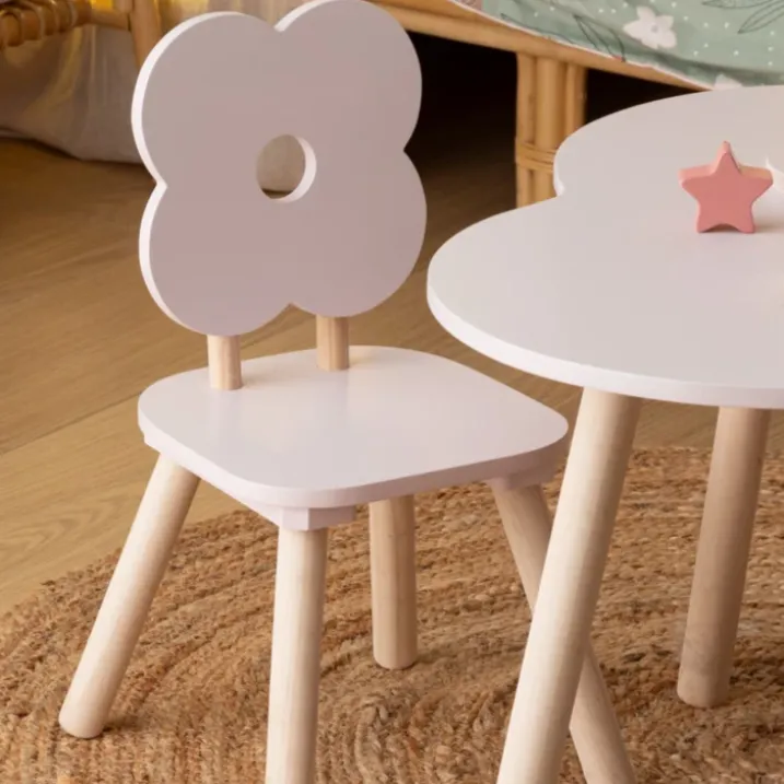 Chaise fleur rose pour enfant