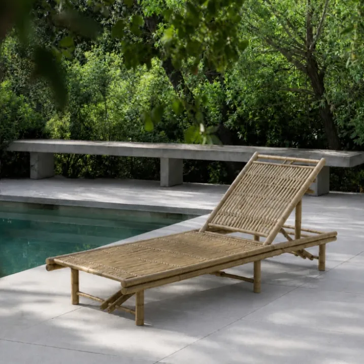Chaise longue extérieure en bambou