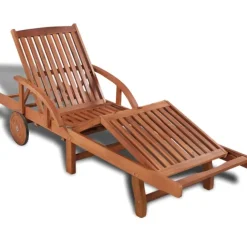 Chaise longue extérieure en bois d'acacia
