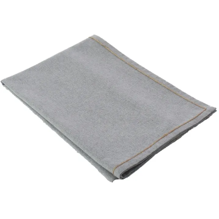 Chemin de table avec feston en jute