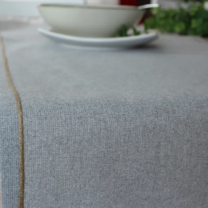 Chemin de table avec feston en jute
