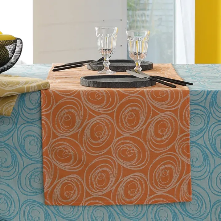 Chemin de table spirale