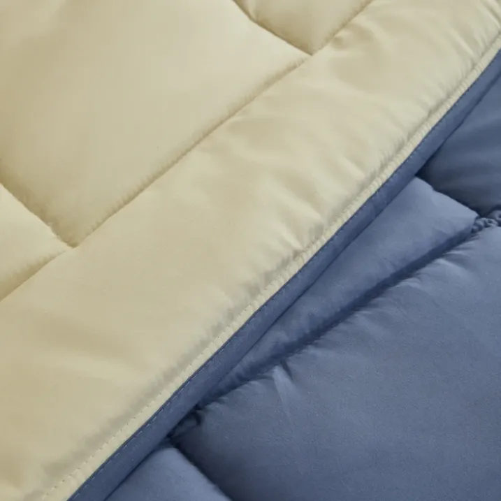 Couette chaude microfibre bicolore 400 gr/m2