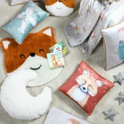 Coussin déco enfant en forme de lune