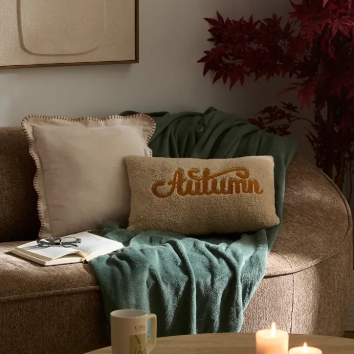 Coussin décoratif déhoussable à bord ondulé