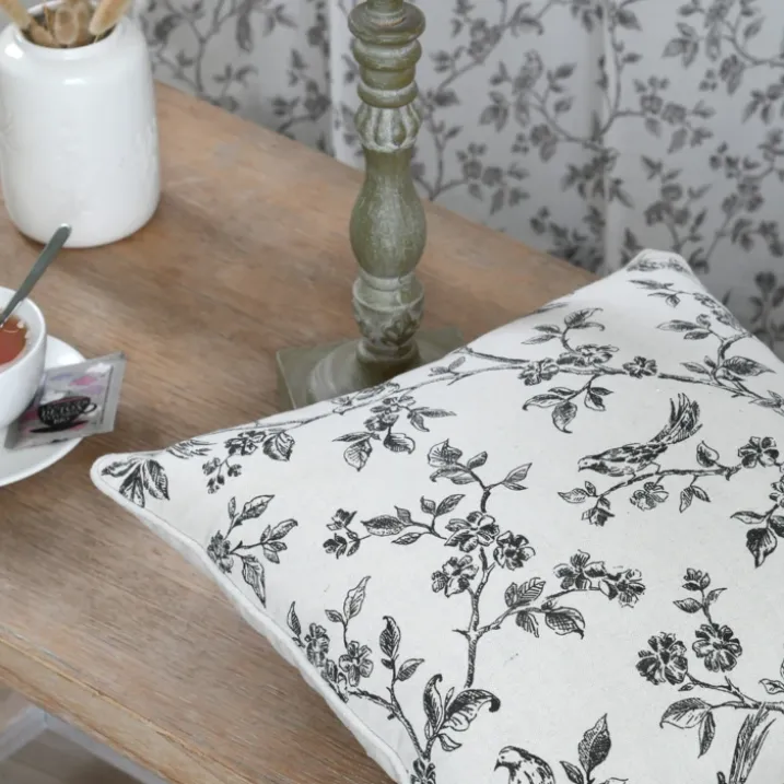 Coussin décoratif imprimé floral