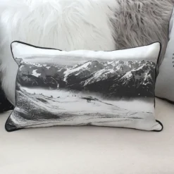 Coussin déhoussable en coton recyclé imprimé au recto/verso