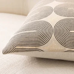 Coussin déhoussable en polycoton à imprimé métallisé