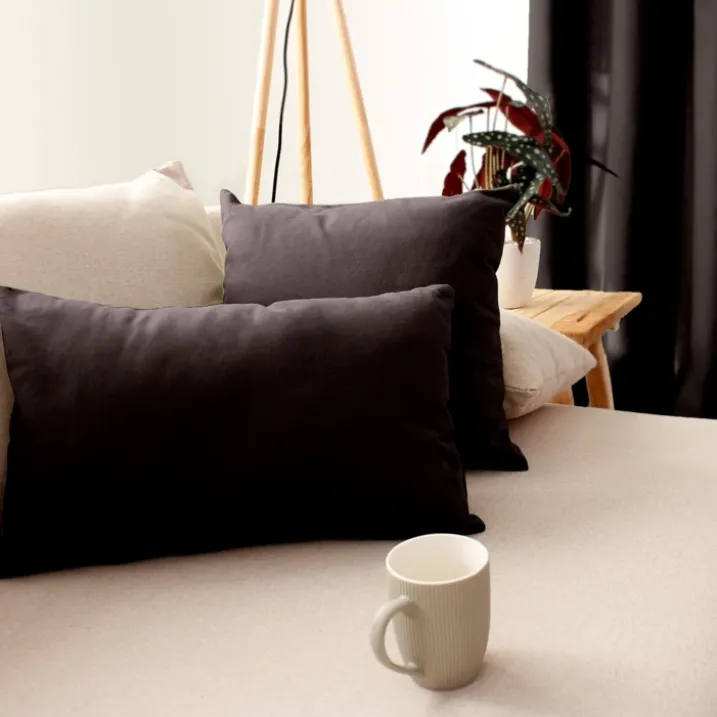 Coussin déhoussable uni en coton
