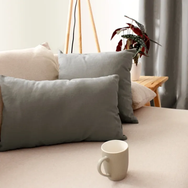 Coussin déhoussable uni en coton
