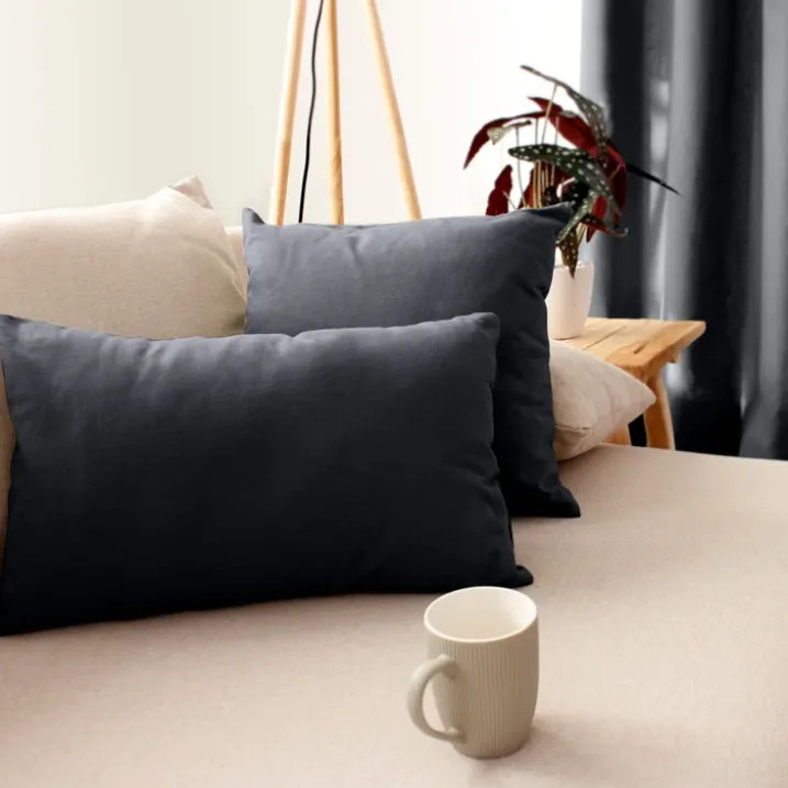 Coussin déhoussable uni en coton