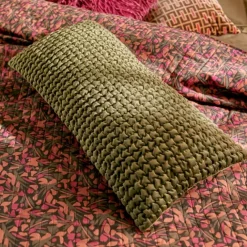 Coussin en velours effet 3D moelleux