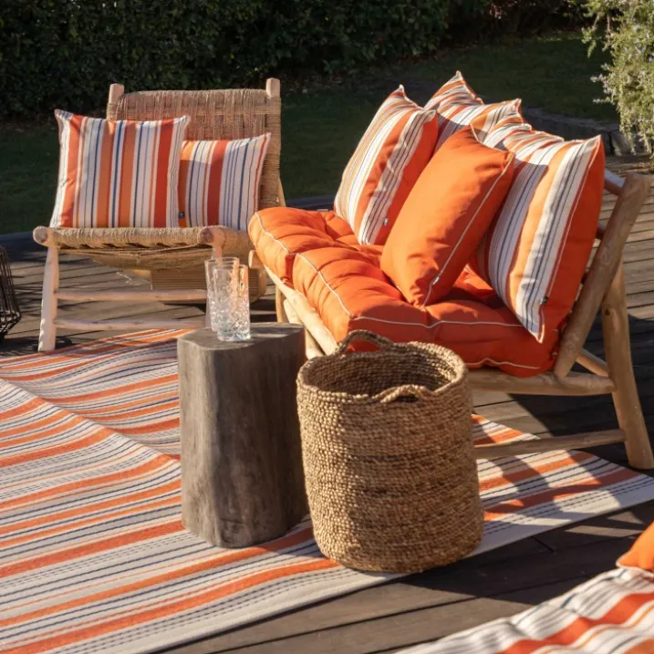 Coussin extérieur rayé