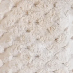 Coussin Imitation Fourrure avec Relief Géométrique