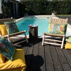 Coussin outdoor imprimé perroquets
