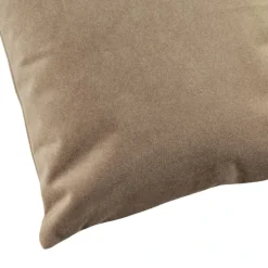 Coussin velours effet peau de pêche