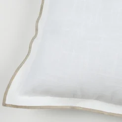 Coussin volant plat feston noir coton