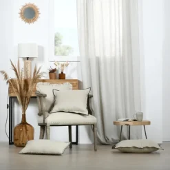 Coussin à volants en coton et lin