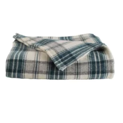 Couverture en laine tartan esprit montagne
