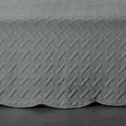 Couverture molletonné surpiquage graphique