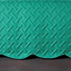 Couverture molletonné surpiquage graphique
