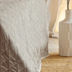 Couvre-Lit et Taies d'Oreiller en Velours Matelassé