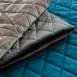 Couvre-Lit et Taies d'Oreiller en Velours Matelassé