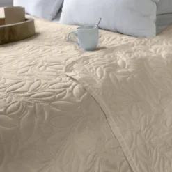 Couvre-lit microfibre à motif floral