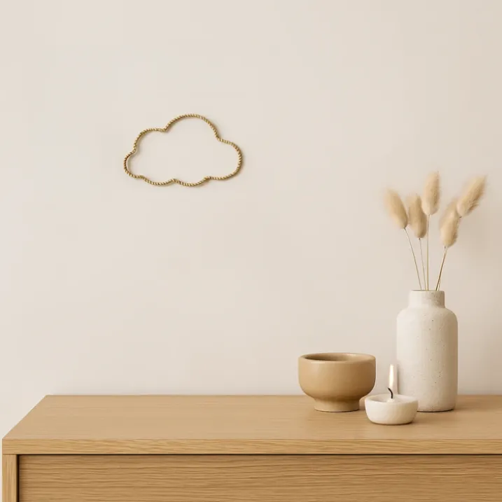 Déco murale nuage fil laiton torsadé