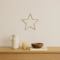 Déco murale étoile fil laiton torsadé