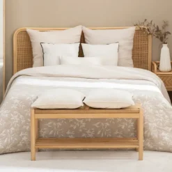 Dessus de lit fleuri matelassé