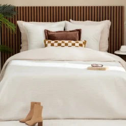 Dessus de lit matelassé avec 2 taies assorties