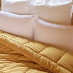 Edredon ou couvre-lit matelassé peau de pêche Oekotex