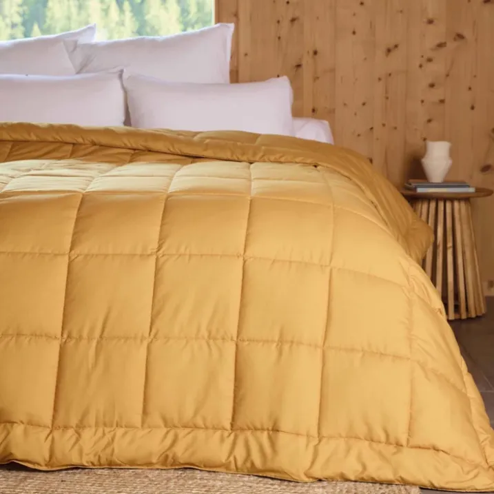 Edredon ou couvre-lit matelassé peau de pêche Oekotex