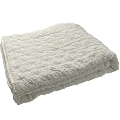 Edredon ou jeté de lit matelassé microfibre