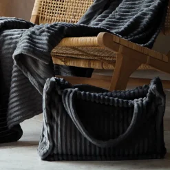 Ensemble plaid et sac doux côtelé