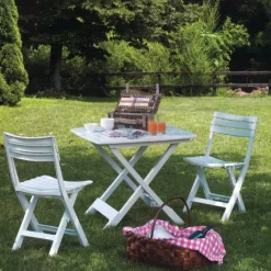 Ensemble table et chaises pliantes