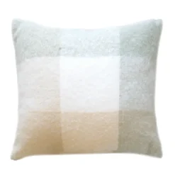 Housse de coussin à carreaux aspect mohair
