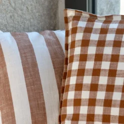 Housse de coussin recto-verso 100% coton rayures et vichy LOURMARIN