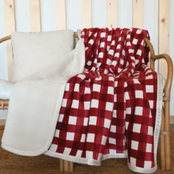 Jeté de canapé et lit motif vichy en polaire