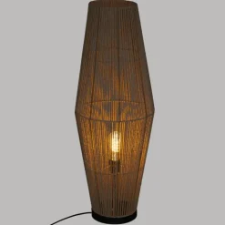 Lampadaire au style exotique