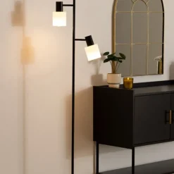 Lampadaire droit moderne